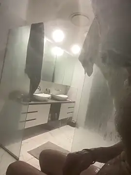 wasntevenme online show from March 2026 06:44:01 PM