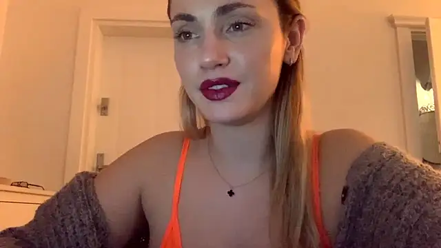 ScarlettSensitive online show from March 2026 03:18:01 PM