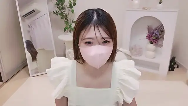 Snapshot of Yua-channel_ chatting on June 2026 11:45:01 AM Yua-channel online show from June 2026 11:45:01 AM
