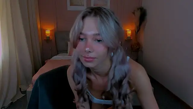Snapshot of LuluAlis chatting on July 2026 03:16:01 PM LuluAlis online show from July 2026 03:16:01 PM