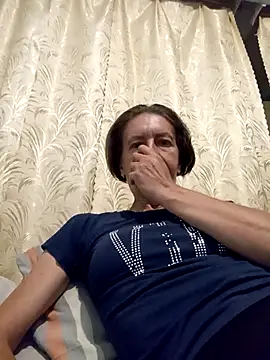 Tania9876 online show from July 2026 06:45:02 PM