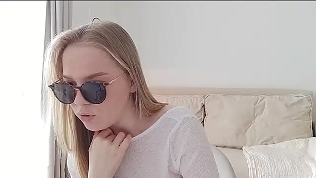 LittleForestELF2 online show from April 2026 07:41:01 AM