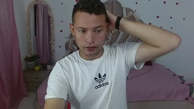 sven fox723 online show from June 2026 12:38:02 PM