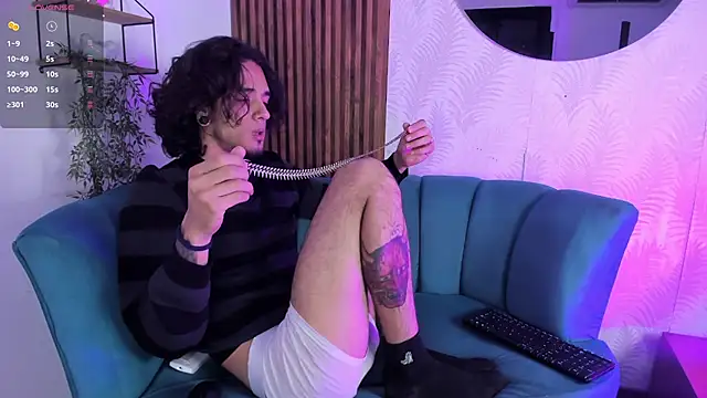 Snapshot of Skinny_Mac chatting on July 2026 08:24:02 PM Skinny Mac online show from July 2026 08:24:02 PM