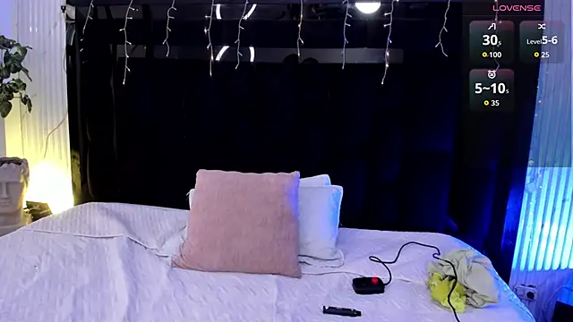 NicoKinggs  online show from March 2026 01:38:02 PM