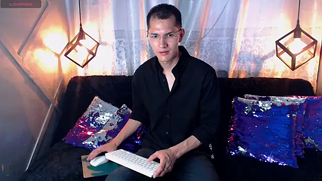 MilanDavid1 online show from March 2026 05:41:02 PM