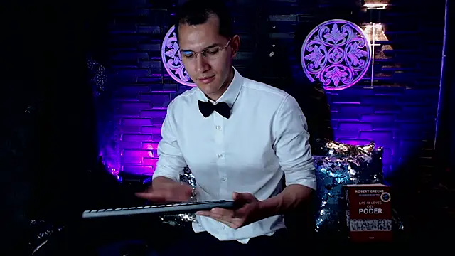 MilanDavid1 online show from March 2026 06:13:02 PM