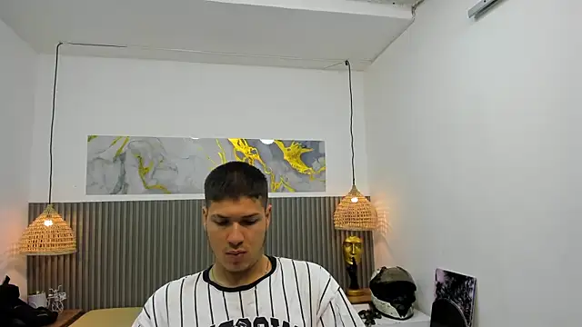 AlessandroFranco online show from June 2026 01:26:02 PM