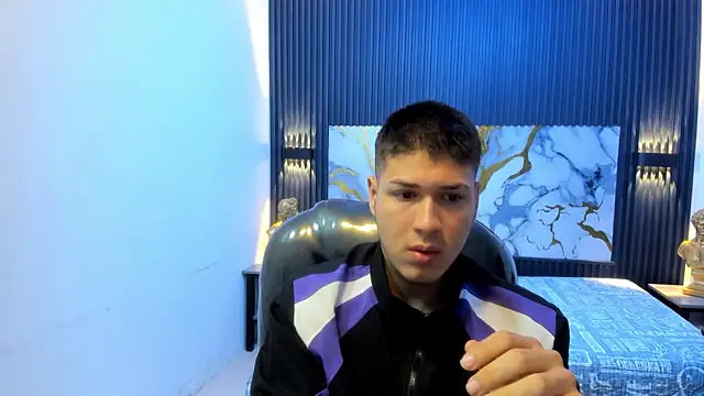 Snapshot of AlessandroFranco chatting on June 2026 01:26:02 PM AlessandroFranco online show from June 2026 01:26:02 PM