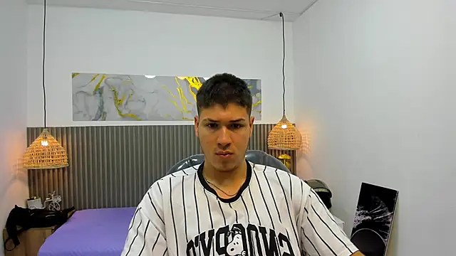 Snapshot of AlessandroFranco chatting on June 2026 01:50:01 PM AlessandroFranco online show from June 2026 01:50:01 PM