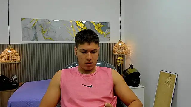 Snapshot of AlessandroFranco chatting on July 2026 12:33:01 PM AlessandroFranco online show from July 2026 12:33:01 PM
