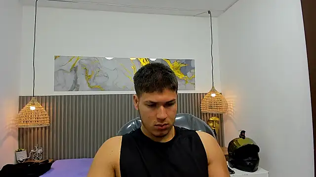 Snapshot of AlessandroFranco chatting on July 2026 12:44:01 PM AlessandroFranco online show from July 2026 12:44:01 PM