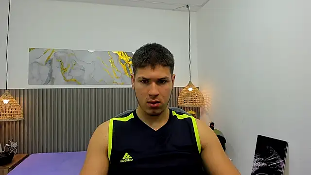 Snapshot of AlessandroFranco chatting on July 2026 01:28:01 PM AlessandroFranco online show from July 2026 01:28:01 PM