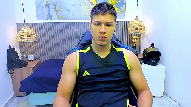 Snapshot of AlessandroFranco chatting on July 2026 12:42:02 PM AlessandroFranco online show from July 2026 12:42:02 PM