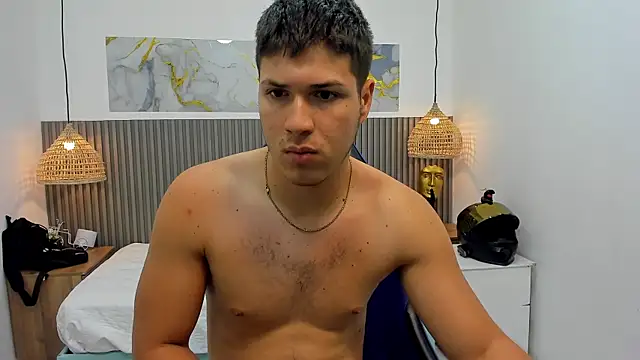 Snapshot of AlessandroFranco chatting on July 2026 06:20:01 PM AlessandroFranco online show from July 2026 06:20:01 PM