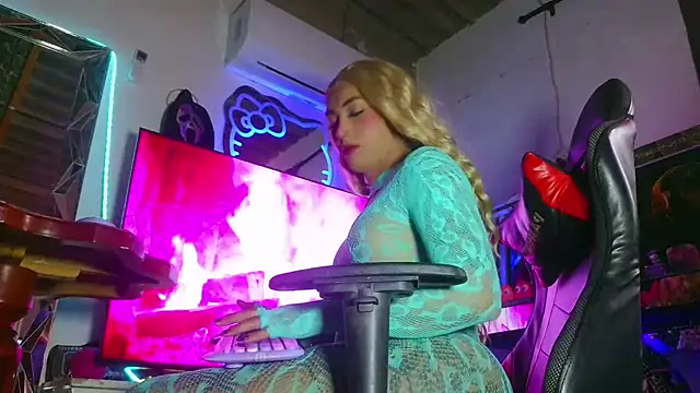 candy aass online show from July 2026 10:16:02 PM