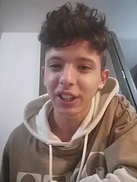 Daniel Roy online show from April 2026 11:16:01 PM