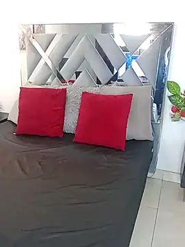 Liily Foxxy online show from March 2026 11:05:02 AM