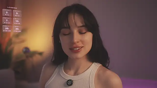 horneyjozy online show from April 2026 04:44:01 PM