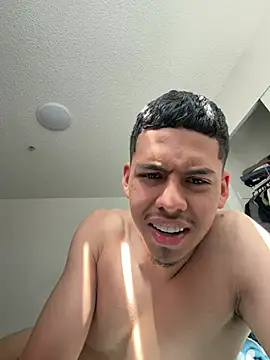 LatinHotxx2 online show from July 2026 05:44:01 PM