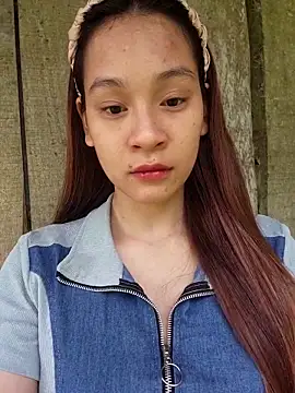 Snapshot of -Hicici- chatting on May 2026 01:33:02 AM -Hicici- online show from May 2026 01:33:02 AM