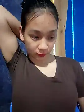 Snapshot of -Hicici- chatting on May 2026 12:40:02 AM -Hicici- online show from May 2026 12:40:02 AM