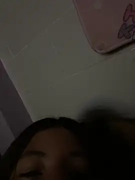 Snapshot of SlushyAcrylic chatting on March 2026 07:02:01 AM SlushyAcrylic online show from March 2026 07:02:01 AM