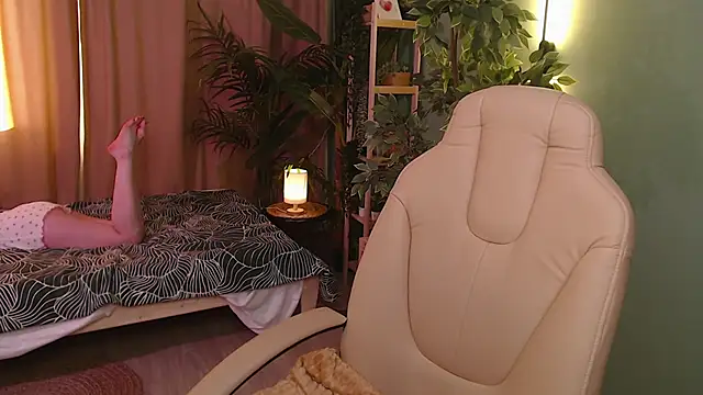 Kristen Bellle online show from April 2026 01:08:01 AM