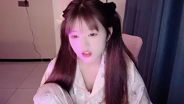 winnie-ww online show from May 2026 08:52:01 AM