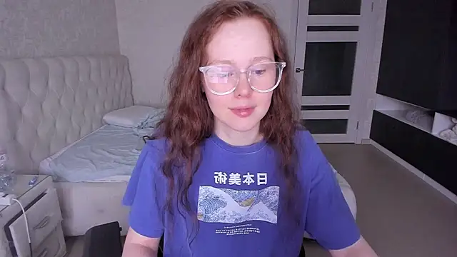 Snapshot of NikiCozy chatting on March 2026 11:38:01 AM NikiCozy online show from March 2026 11:38:01 AM