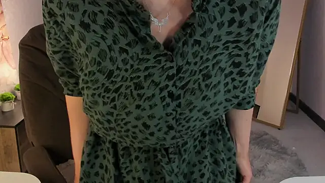 LeticiaRomano online show from June 2026 03:38:02 AM