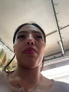 sylphiee  online show from March 2026 06:46:02 PM