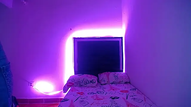 miavalentina05 online show from March 2026 02:39:02 AM