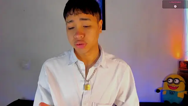 Lee Colee online show from March 2026 10:03:01 PM