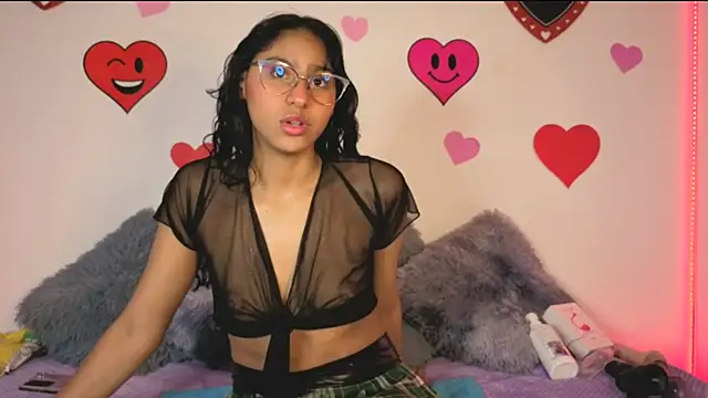 PaulaCutexs online show from March 2026 03:32:01 AM