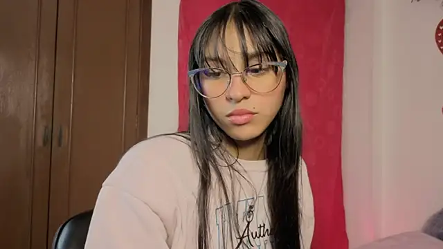 PaulaCutexs online show from May 2026 02:39:01 AM