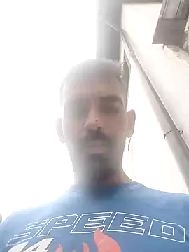 luys23 online show from May 2026 11:37:01 AM