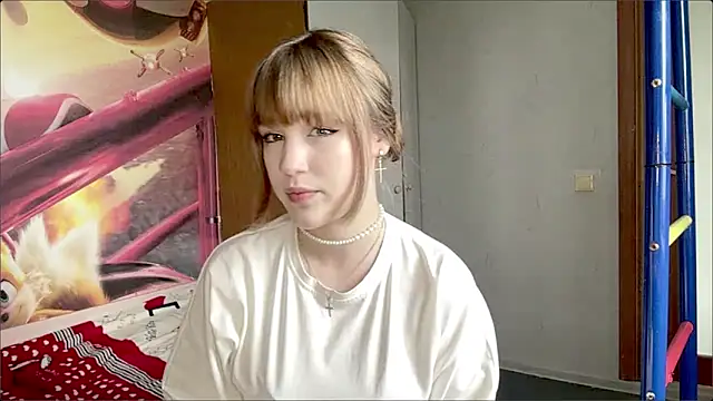 AnnaWasp online show from April 2026 07:22:01 AM