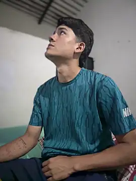 Snapshot of pabloflaquito23 chatting on May 2026 01:45:02 AM pabloflaquito23 online show from May 2026 01:45:02 AM