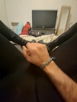 bootslove1 online show from April 2026 12:54:01 PM