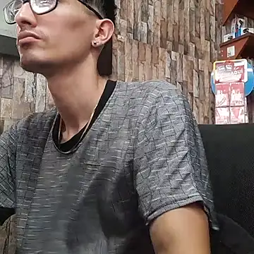 jhosuamoore online show from March 2026 08:14:01 PM