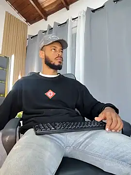 Oliver bigblack cock online show from April 2026 05:54:01 PM