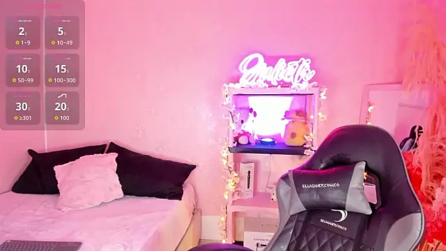 Julieth Caandy online show from March 2026 11:43:02 AM