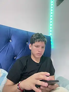 Snapshot of Theus26_ chatting on March 2026 11:54:01 PM Theus26 online show from March 2026 11:54:01 PM