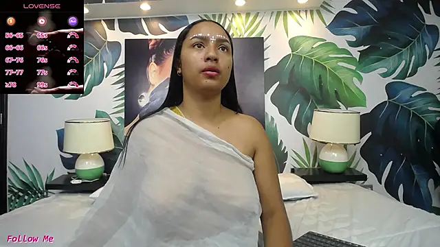 Snapshot of shakti_moumita chatting on June 2026 01:17:02 PM shakti moumita online show from June 2026 01:17:02 PM