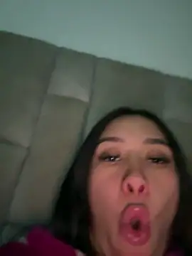 Zoe- -din online show from June 2026 10:46:02 AM