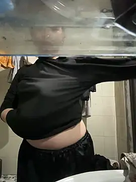 Zionlyly online show from March 2026 11:28:02 AM