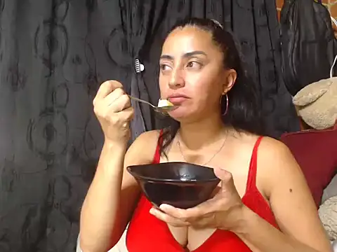 Snapshot of Alexandrina chatting on January 2025 11:13:02 PM Alexandrina online show from January 2025 11:13:02 PM