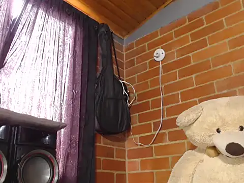 Snapshot of Alexandrina chatting on February 2025 06:31:01 PM Alexandrina online show from February 2025 06:31:01 PM