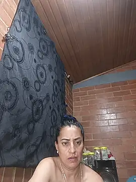 Snapshot of Alexandrina chatting on May 2026 11:01:04 PM Alexandrina online show from May 2026 11:01:04 PM